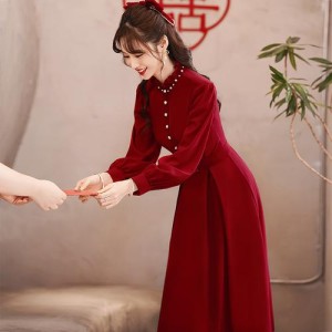 红色结婚服装图片