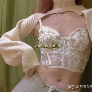 平胸衣服品牌